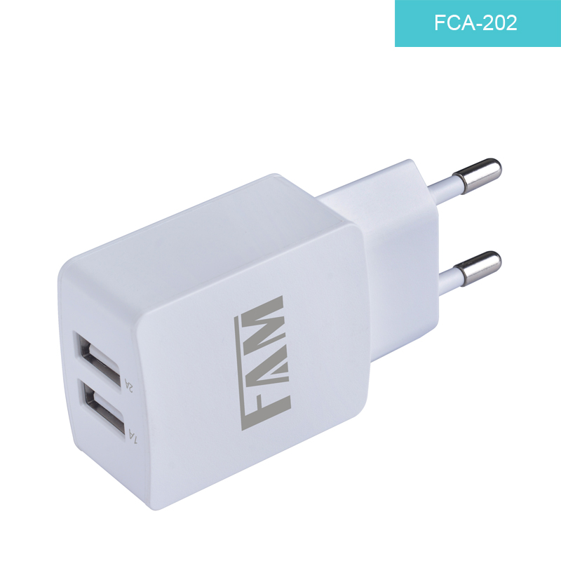 FCA-202 CARREGADOR TOMADA 2 USB